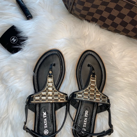 Black and gold sandals size 6.5 - Picture 2 of 8
